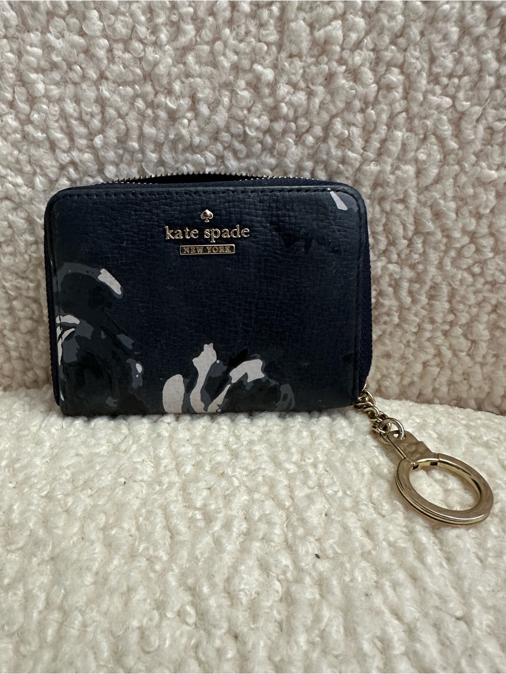 kate spade navy and white floral patent key ring card holder